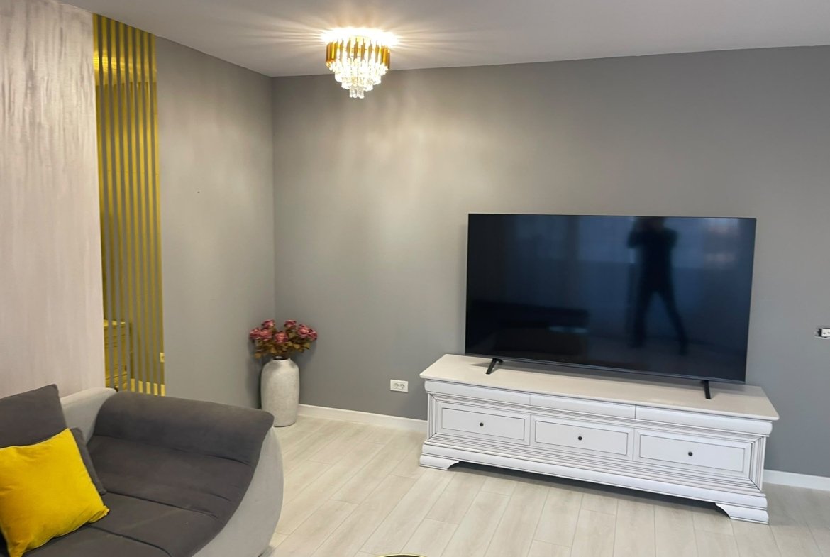 Apartament cu 2 camere + loc de parcare subteran – Aradului