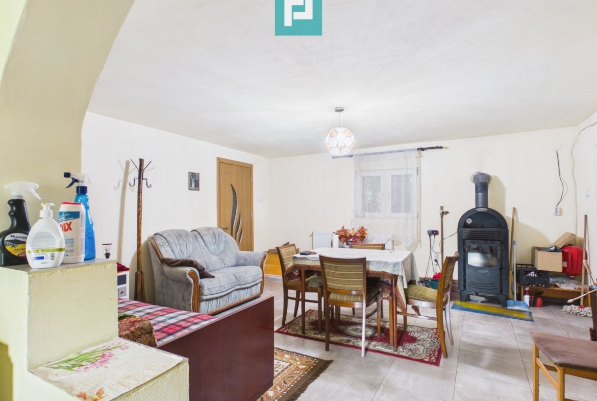 Casă 5 camere, teren 1453mp, comuna Șagu