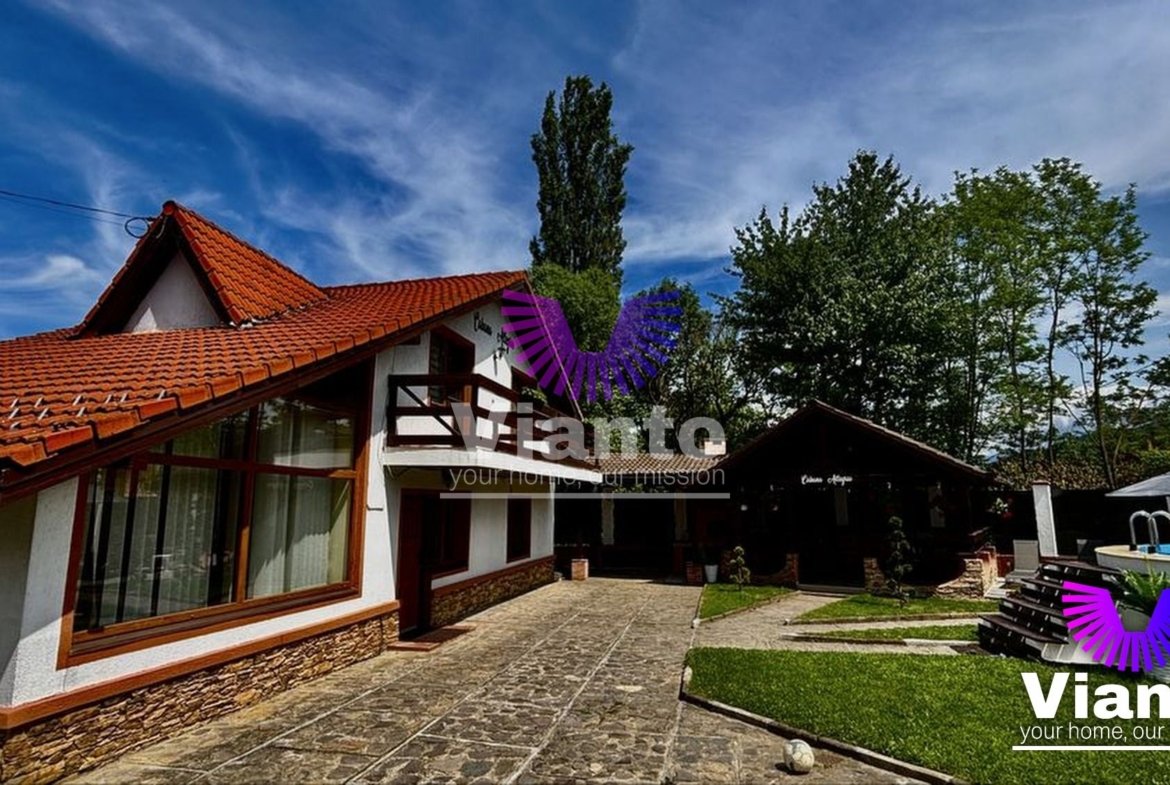 Casă de vânzare cu piscina in Tocile – Sadu | Zonă superbă