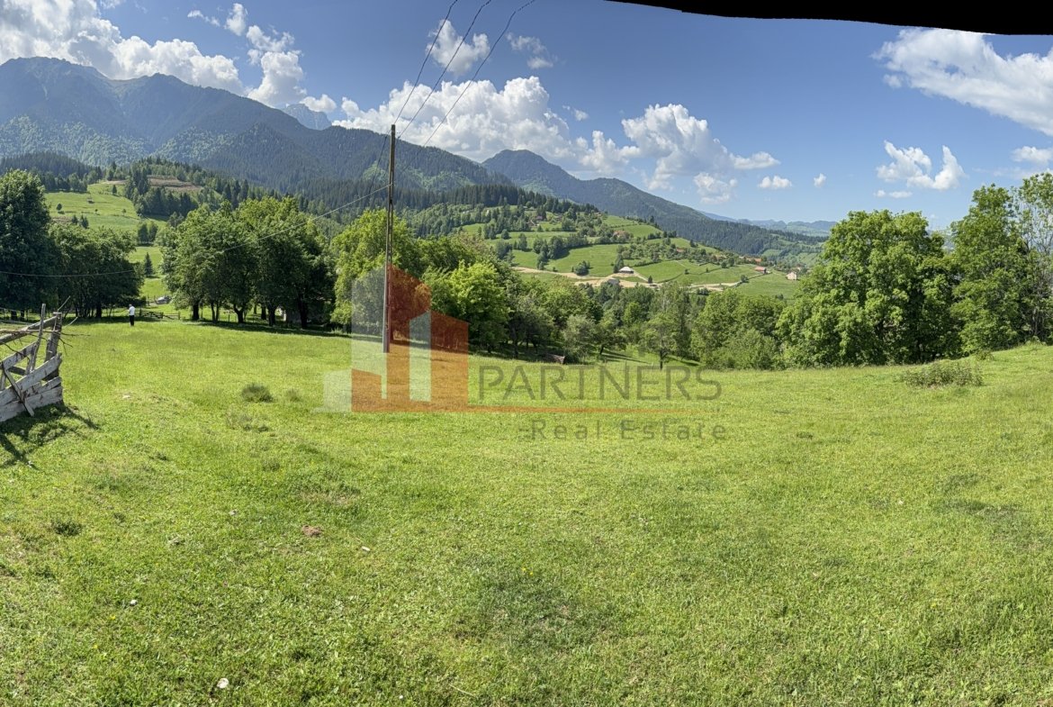 Teren cu priveliște spectaculoasă în Bran – Sohodol