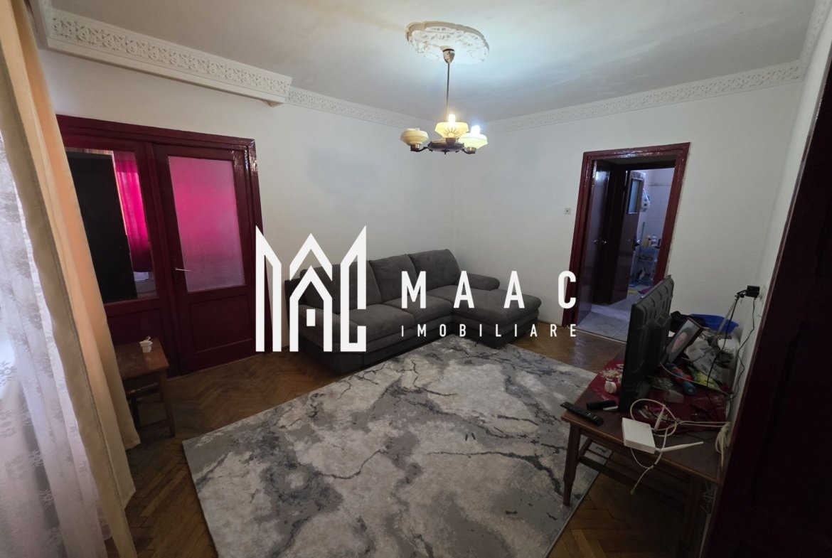 Apartament 4 camere decomandat de vânzare | Călimănești, Central