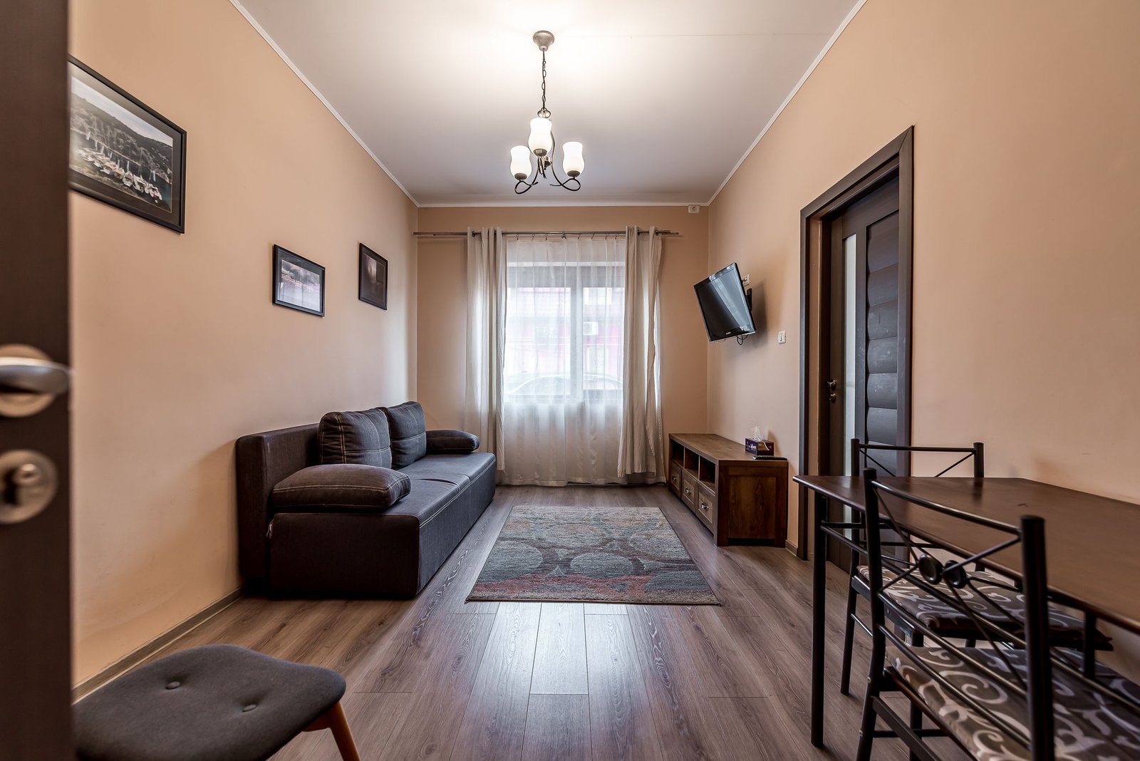 9d2badb68f4344589798ab1d53a92638 Apartament cu 2 camere vis-a-vis de Campusul Goldiș