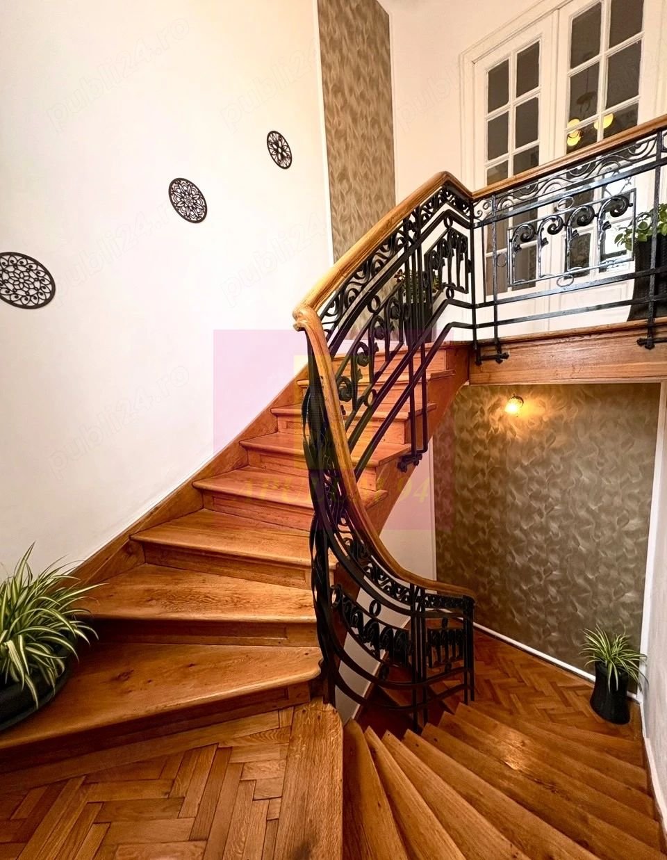 Proprietate deosebită în centrul istoric | 4 camere si mansardă