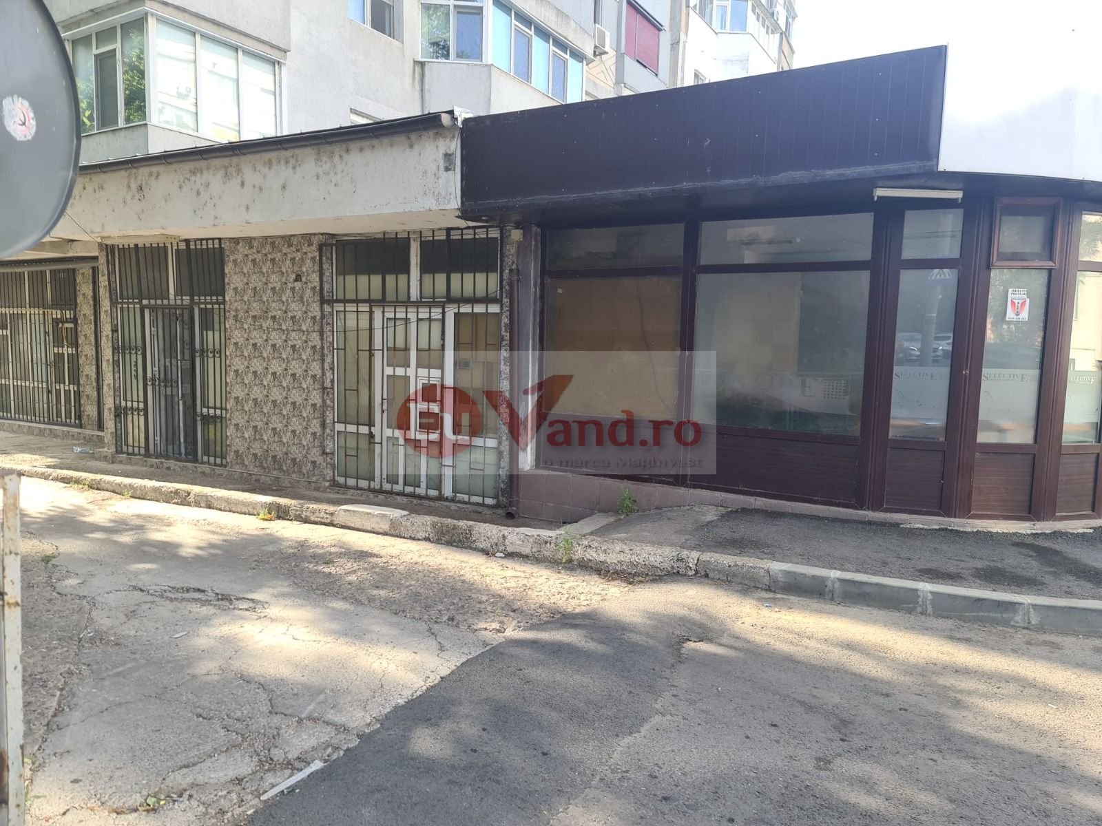 9e602ad6f78040fa9b22dfee6ea4364b Spatiu comercial de vanzare – 85 mp – Strada Navelor, Faleza Dunarii