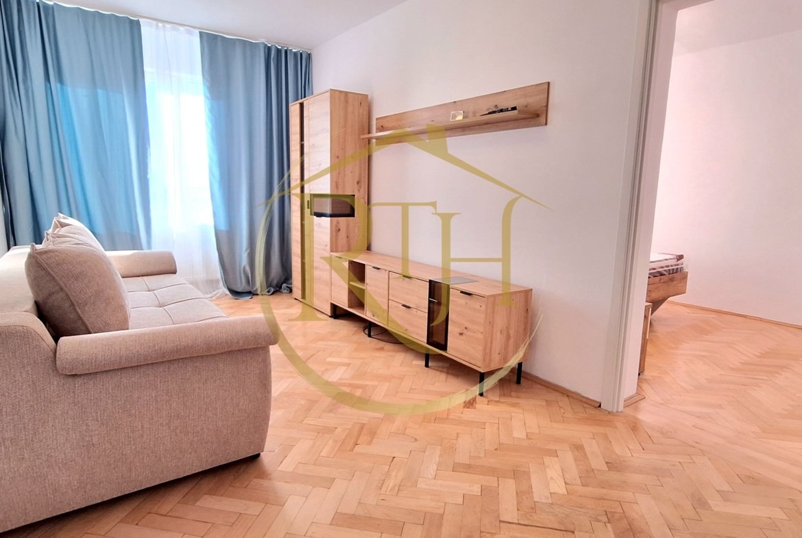 Prima închiriere!Apartament 2 camere, zona Soarelui,str. Cerna, centrala termica