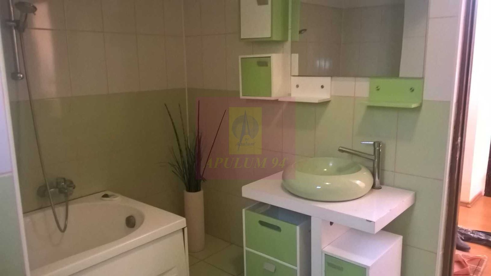 Penthouse cu 3 camere și terasă de 40 mp | Zona 1 Mai – Ion Mihalache