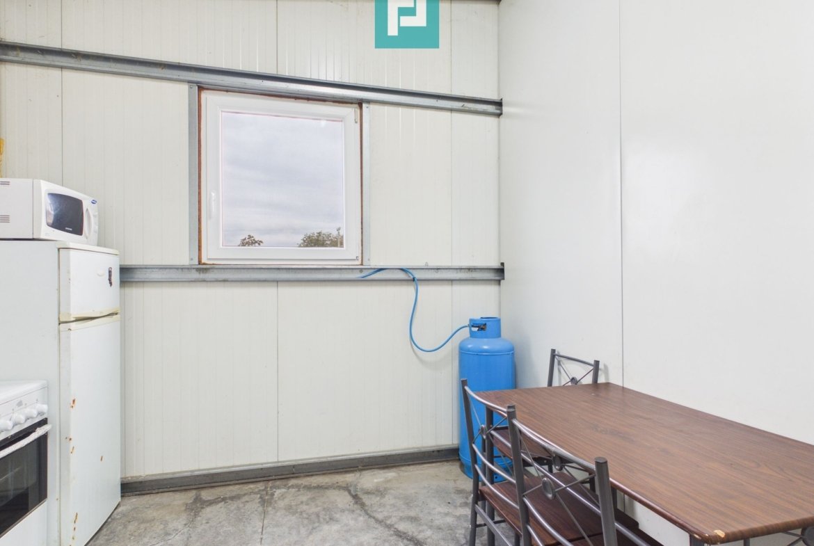 SPAȚIU INDUSTRIAL MODERN, 205 MP | TEREN 1.162 MP