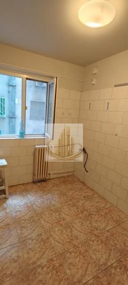 Vanzare apartament 3 camere decomandat Tineretului