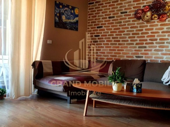 Casă de Închiriat – 120 mp Utili, 3 Dormitoare, 2 Băi și Curte
