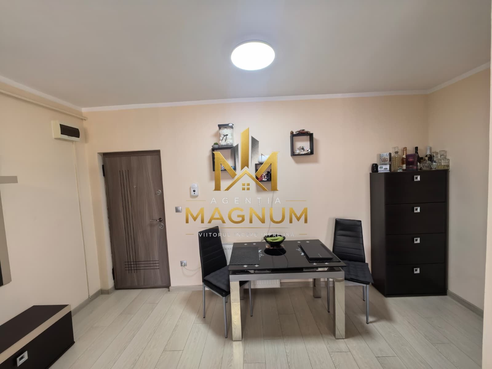 a2a71374147a493b932a3c4f8b46d546 Apartament 2 camere de vanzare