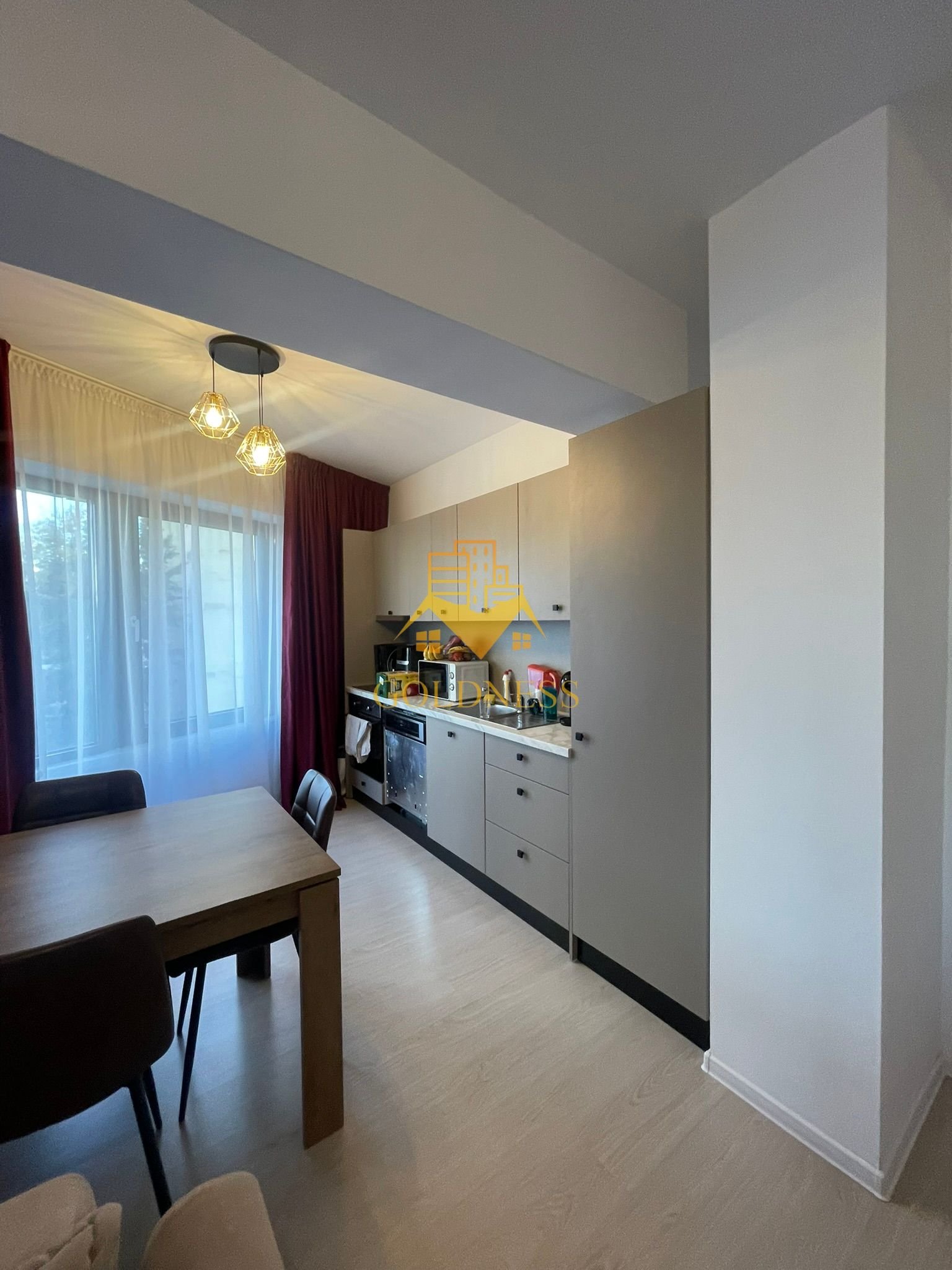 a4b81ab2ec0e4e34868127083d158416 West City!Apartament 53 mp finisat mobilat! Etaj 3! Calea Floresti!