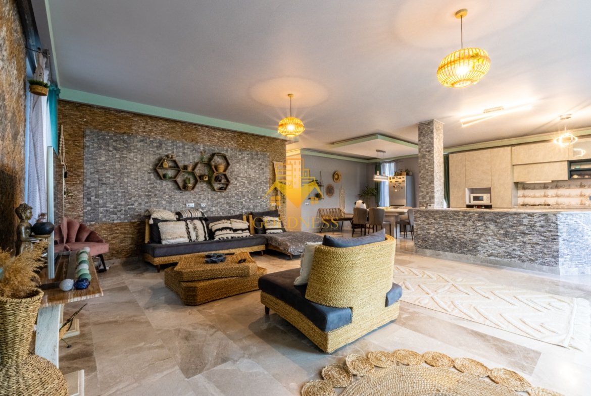 3 camere, 150mp,modern,parcare,gradina,terasa,Europa zona Calea Turzii