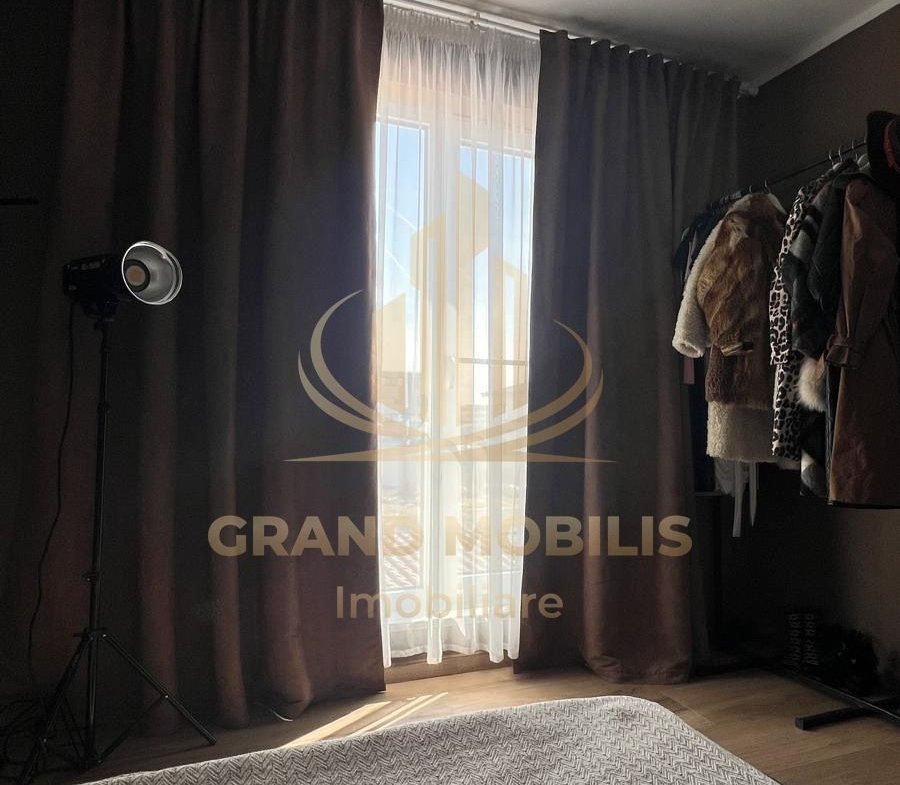 Casă individuală cuplată P+1, cu curte proprie, terasă și anexă