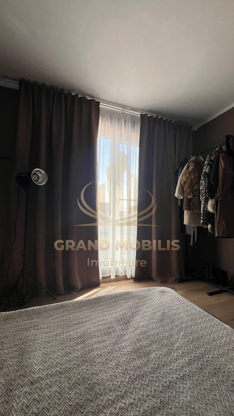 Casă individuală cuplată P+1, cu curte proprie, terasă și anexă