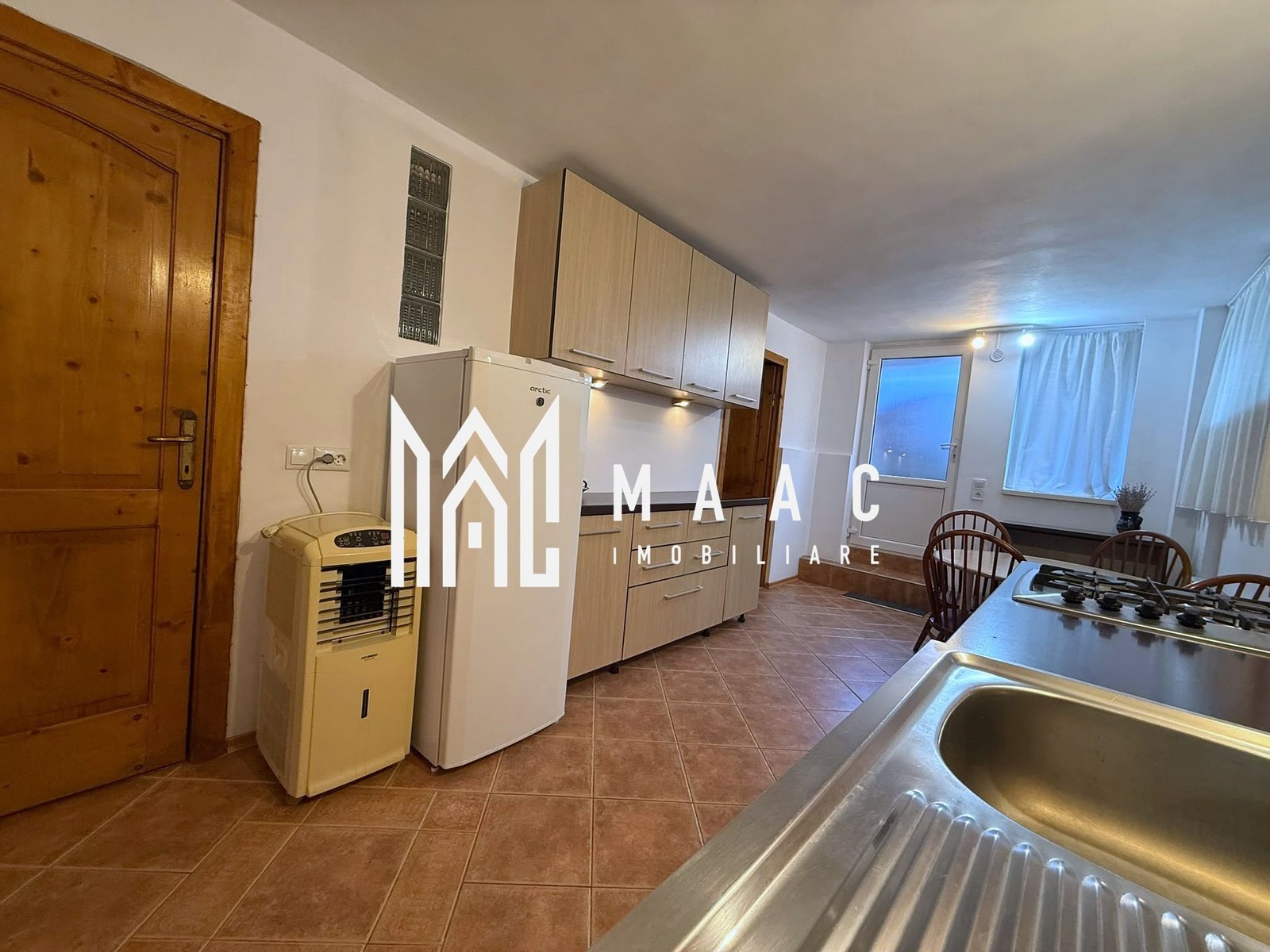 a8ec5e0df02b4ef4a81848ab343957ad Apartament 2 camere decomandat de închiriat | Sibiu | Hipodrom 2