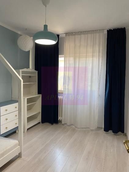 Apartament 4 camere Bd Uverturii Militari