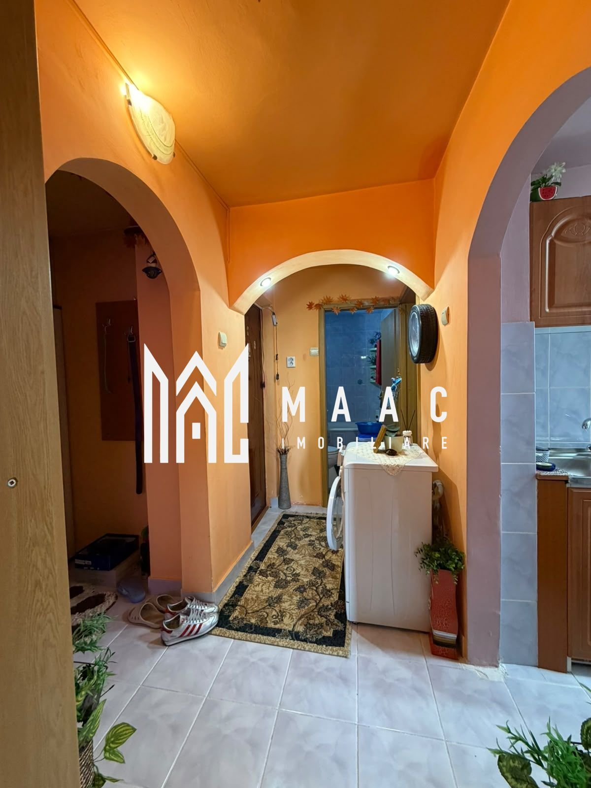 aa10b2090d2840f1a4a16a38ffafbbfc Apartament 2 camere de vânzare | Băbeni, Central | renovat