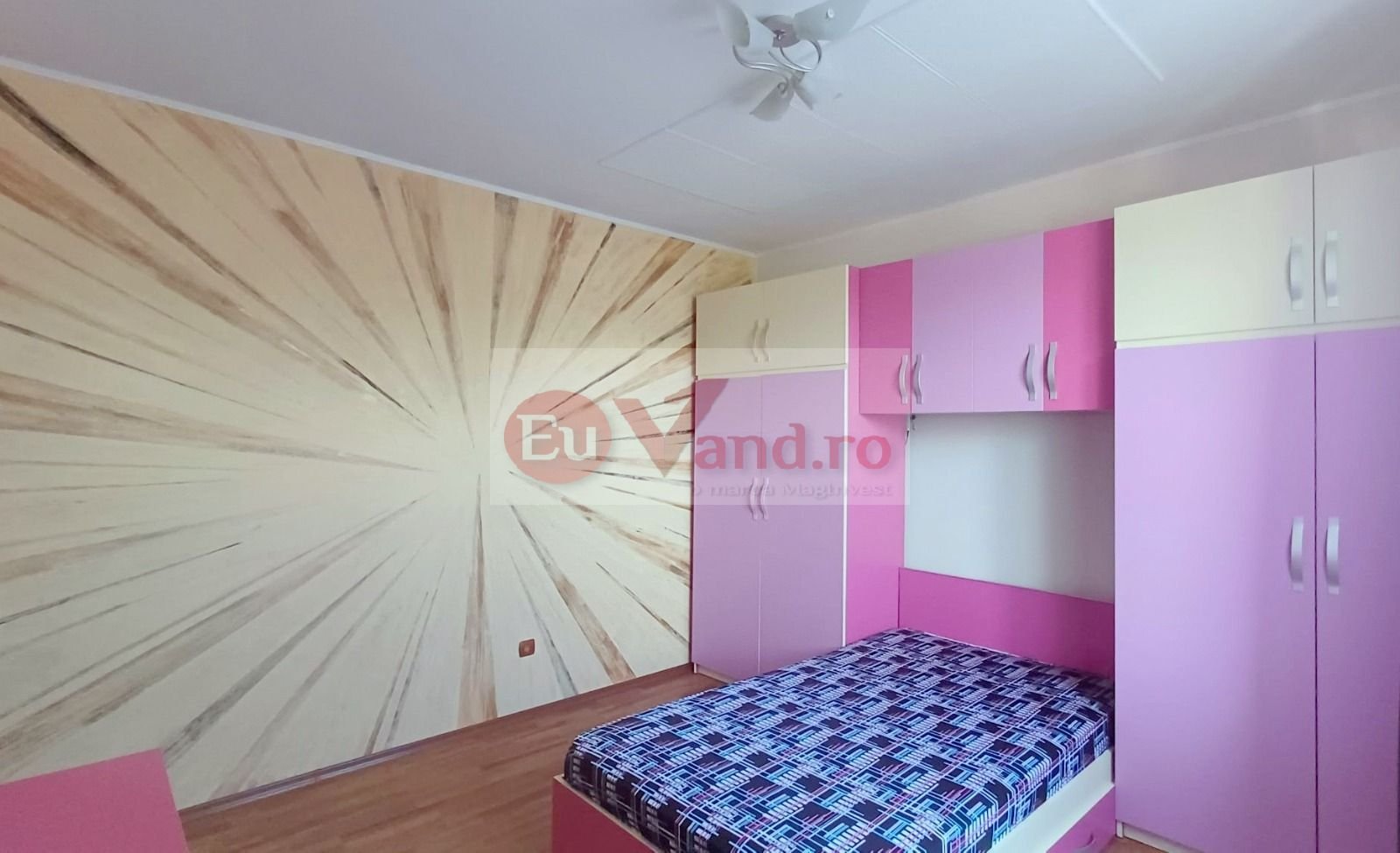 aa1ce9d8a27643598c70aff1245c7d22 Vila P+1+M, 6 camere, Micro 16, 303 mp utili, teren 406 mp – 272.000 Euro