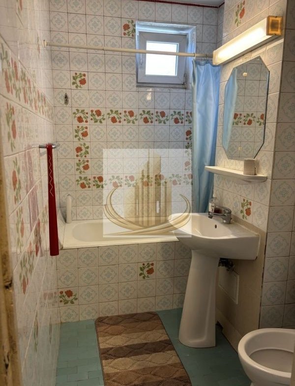apartament 3 camere decomandat, 61 mp+boxa, Strada Covasna