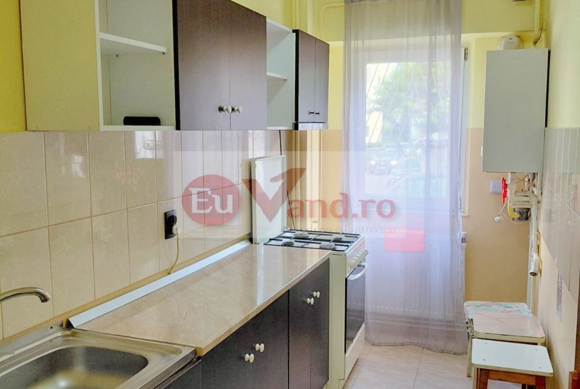 De inchiriat apartament cu o camera, parter, Mazepa 1, 280 euro