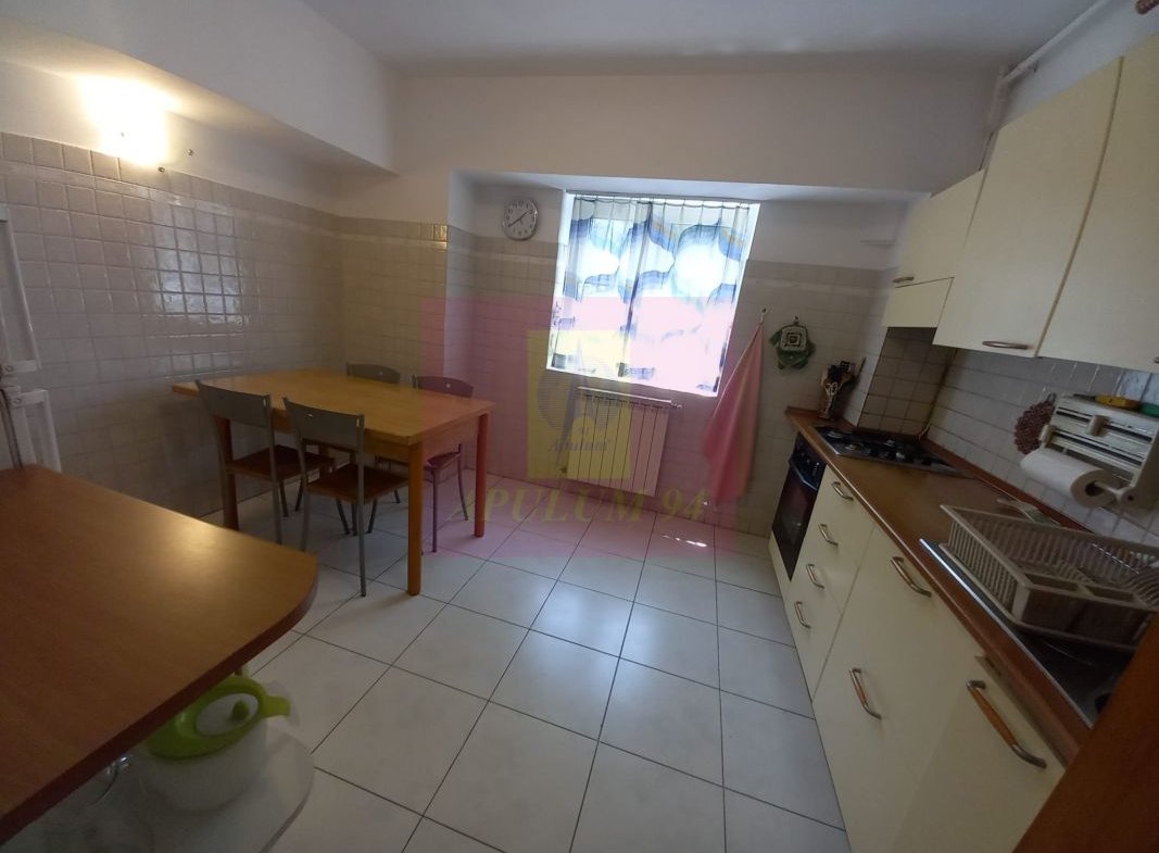 Apartament 5 camere Piata Unirii, stradal
