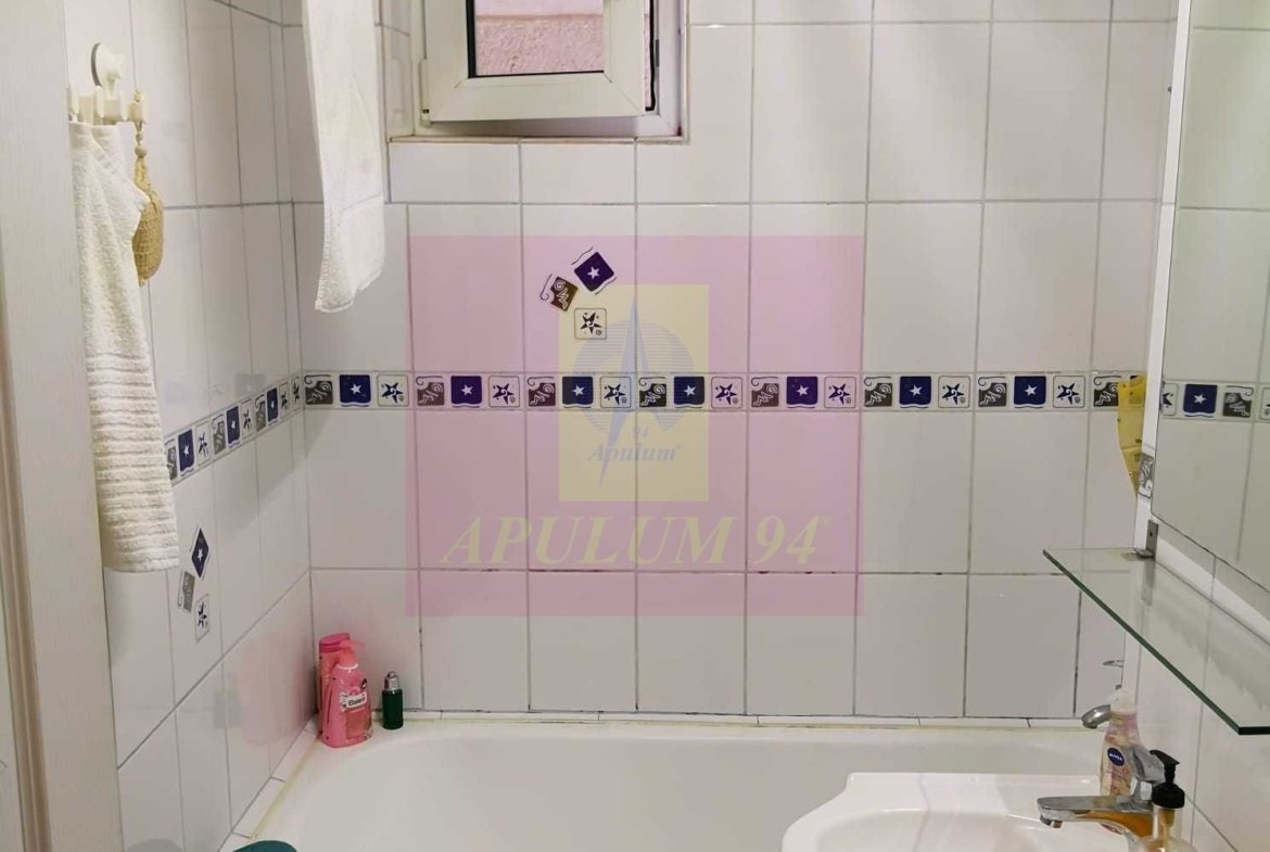Vanzare apartament 2 camere Tineretului