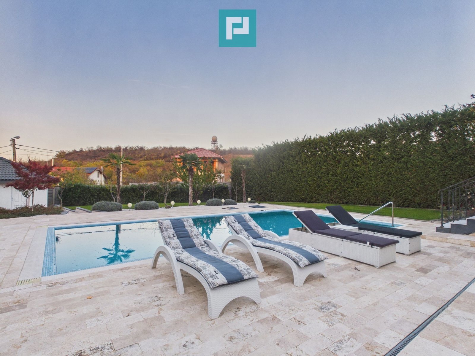 Casă de lux Oncea, piscină, 400 mp