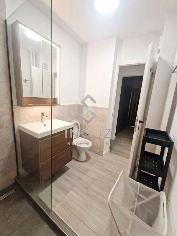 b1db41c6fe4c479bbf12037d0e9125bc Apartament 3 camere de închiriat – Sector 5 | Aproape de Piața Unirii