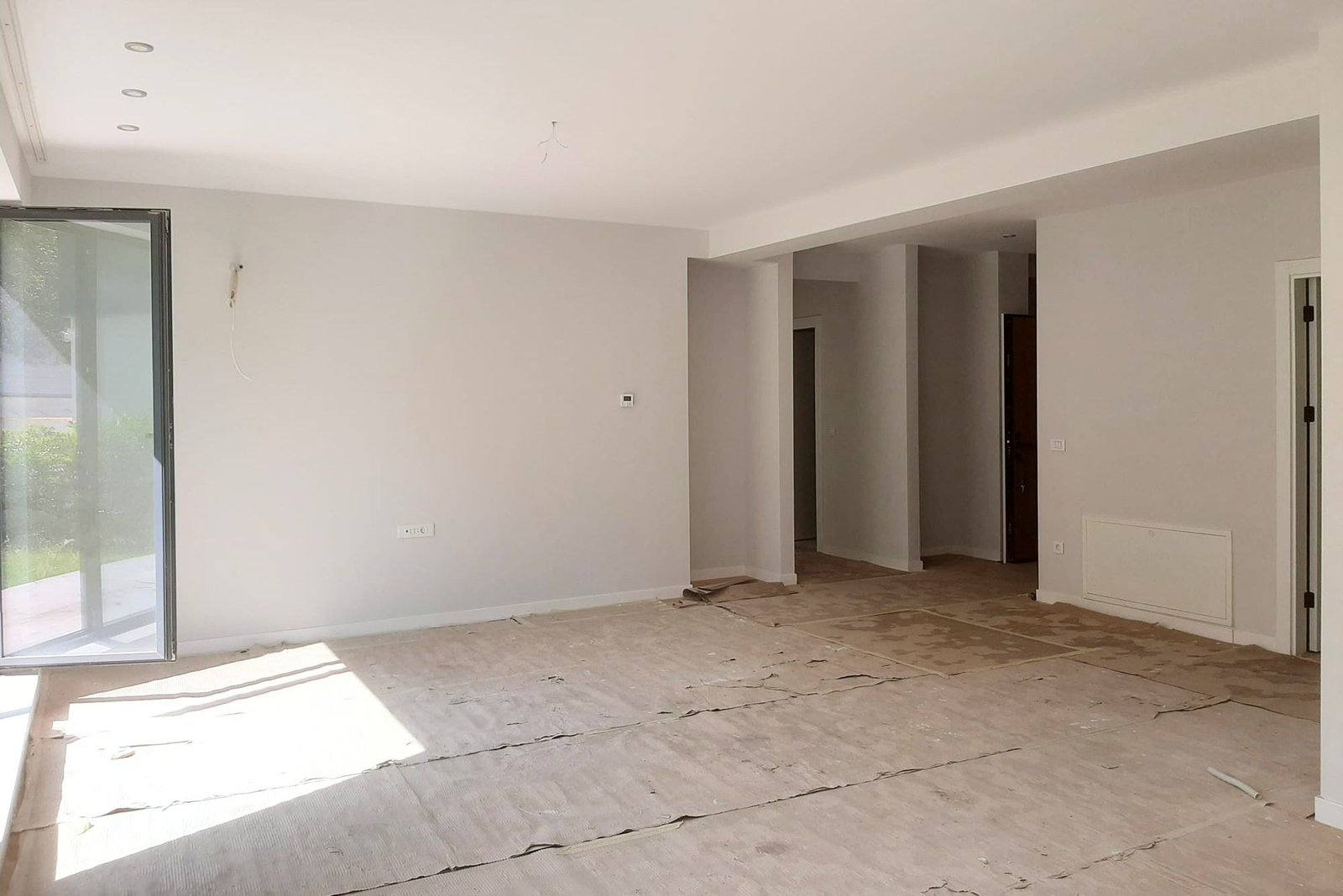 b2640033b0ce4d4e850eff46a6818996 APARTAMENT PREMIUM CU 5 CAMERE ȘI GRĂDINĂ PRIVATĂ DE 160 MP