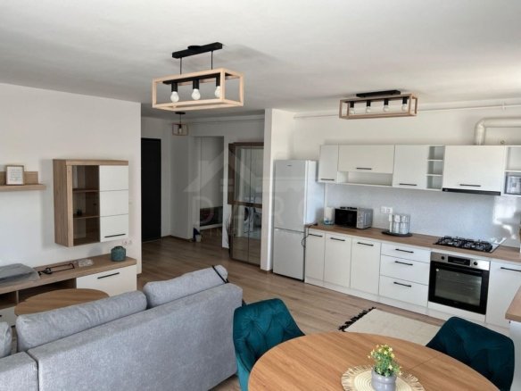 Inchiriez apartament Maurer