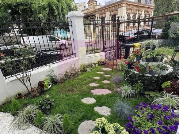 Proprietate deosebită în centrul istoric | 4 camere si mansardă