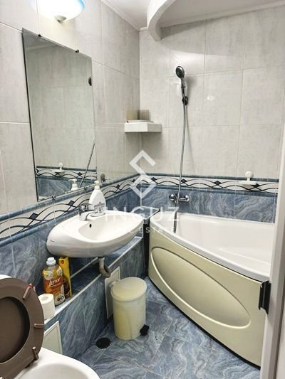 Apartament 2 camere de închiriat – Bulevardul Decebal | Locație premiu