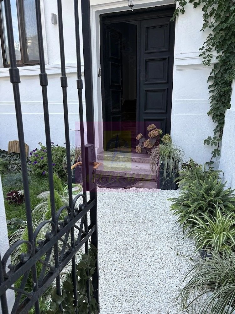 Proprietate deosebită în centrul istoric | 4 camere si mansardă