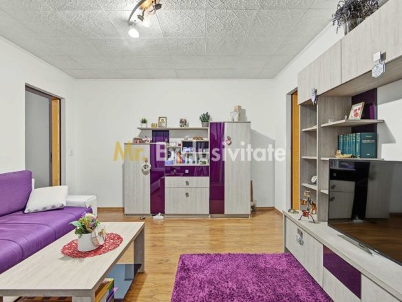 Apartament cu 2 camere de vânzare în Mioveni