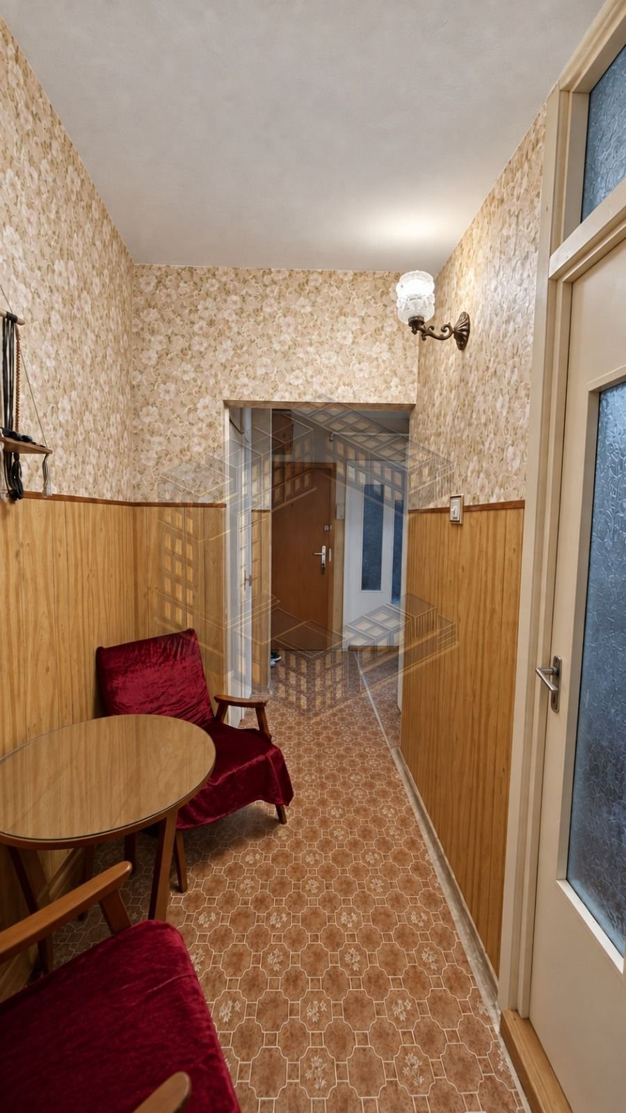 Apartament cu 3 camere, decomandat, centrala,etaj intermediar, Lipovei