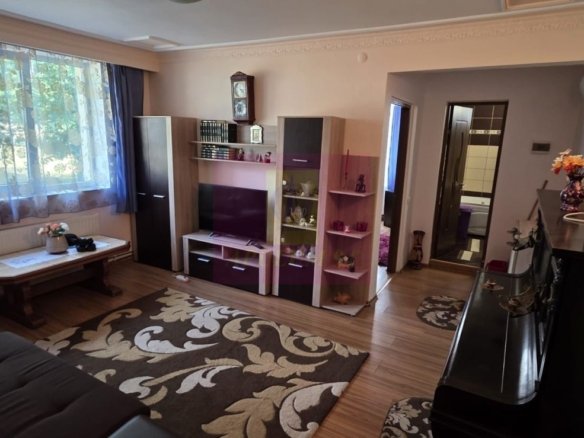 Apartament cu 2 camere de vanzare in Sinaia
