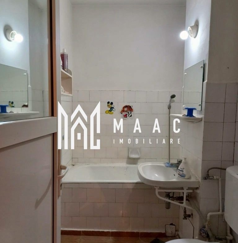 Apartament 3 camere de vânzare | Cisnădie, Central | 63 mp