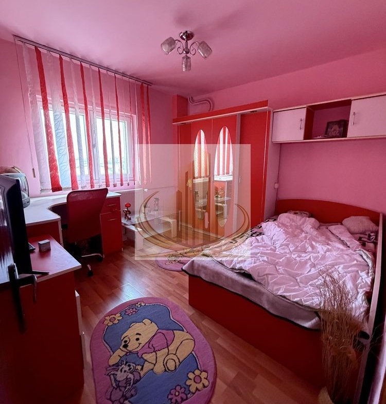 Apartament cu 4 camere 2 bai sector 4  Berceni