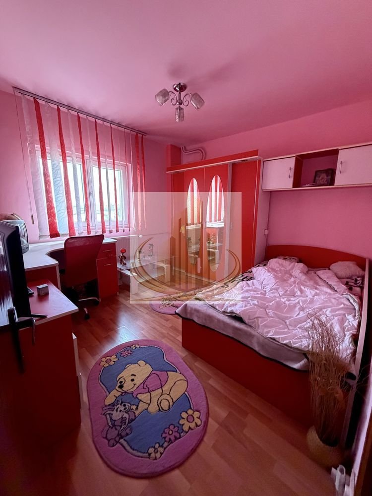Apartament cu 4 camere 2 bai sector 4  Berceni