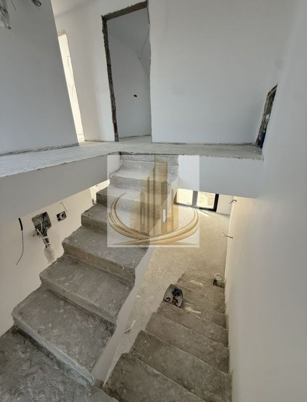 Duplex Sânandrei, 4 camere, 100 mp utili, 2 băi, terasă 15 mp