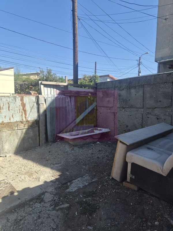 bff7d8d21e3945ee9a6a49c7df2bf4ed TEREN 308 MP CU CONSTRUCTIE EXISTENTA – SECTOR 5 zona Rahova