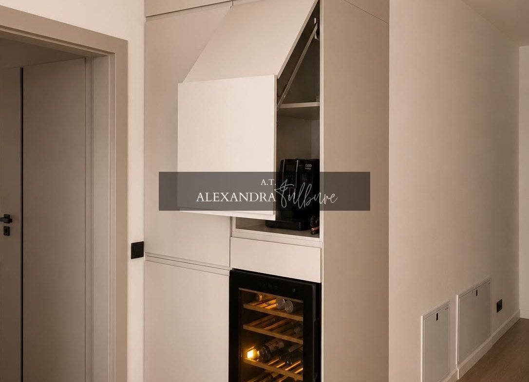 Apartament 3 camere, 2 bai, 75 mp, terasa 82 mp, garaj
