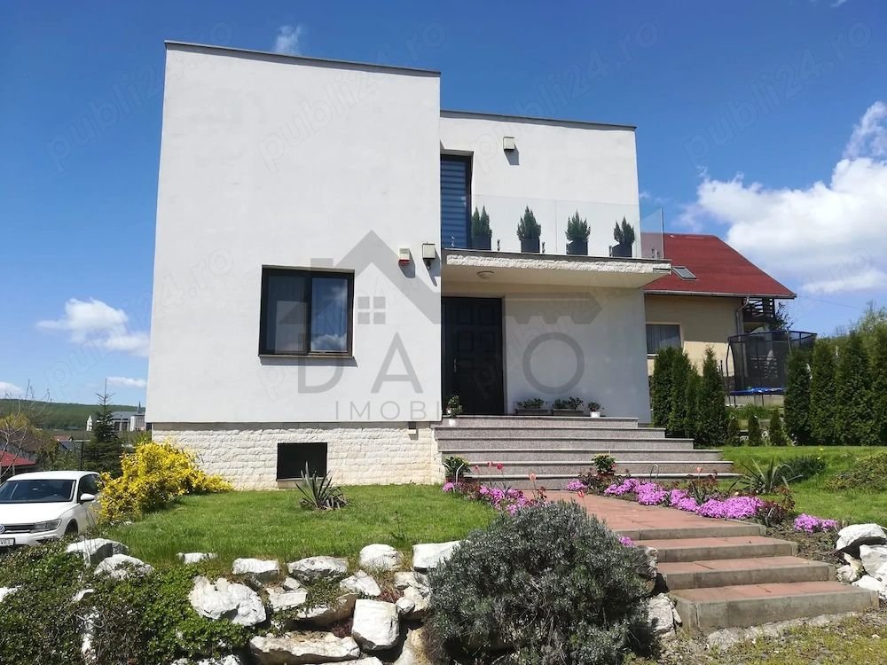 casa de vânzare Corunca