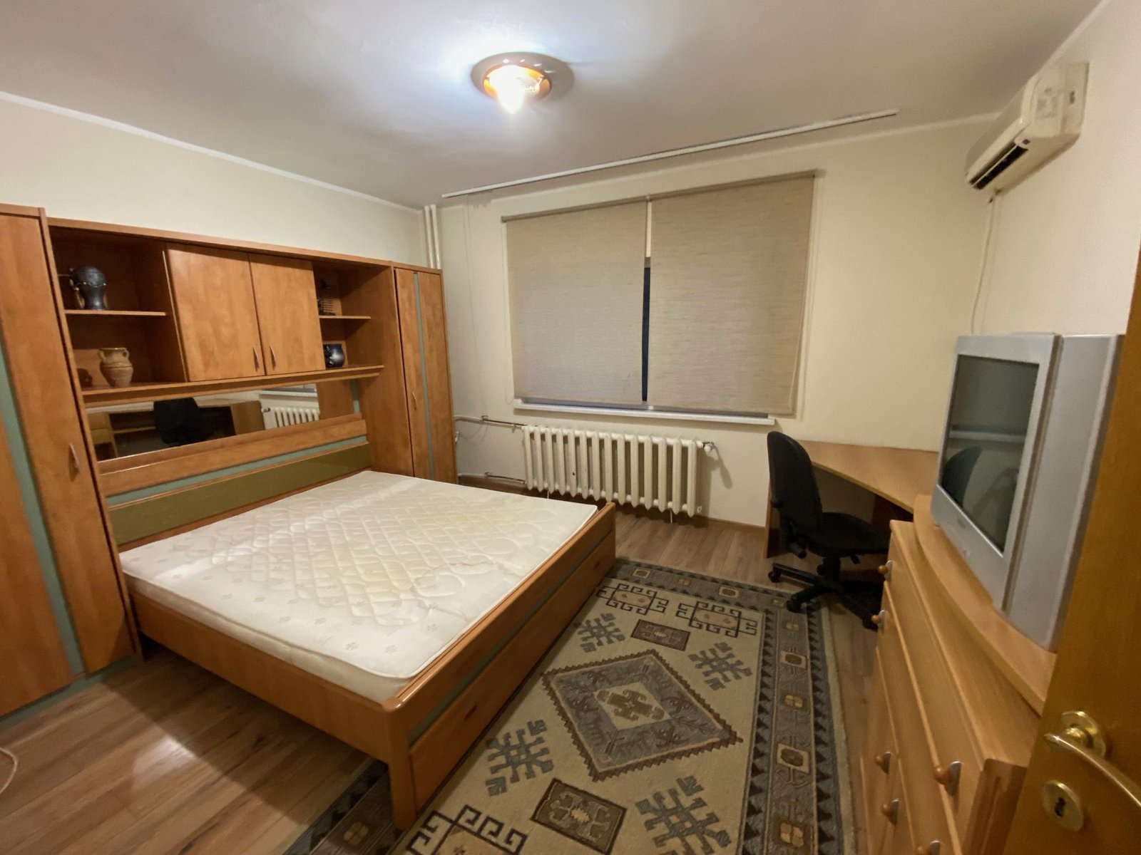 Apartament cu 2 camere zona City Mall