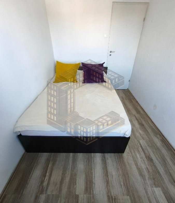 Apartament cu 2 camere, renovat, etaj intermediar, zona Complex