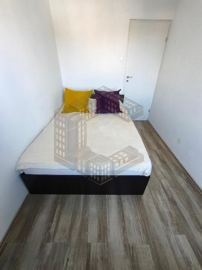 c27c0fb4044c46bba95be38634292e09 Apartament cu 2 camere, renovat, etaj intermediar, zona Complex