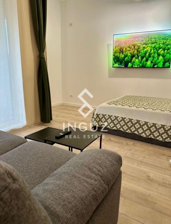Garsonieră de închiriat – Ghica Apartments | Curte proprie | Prim