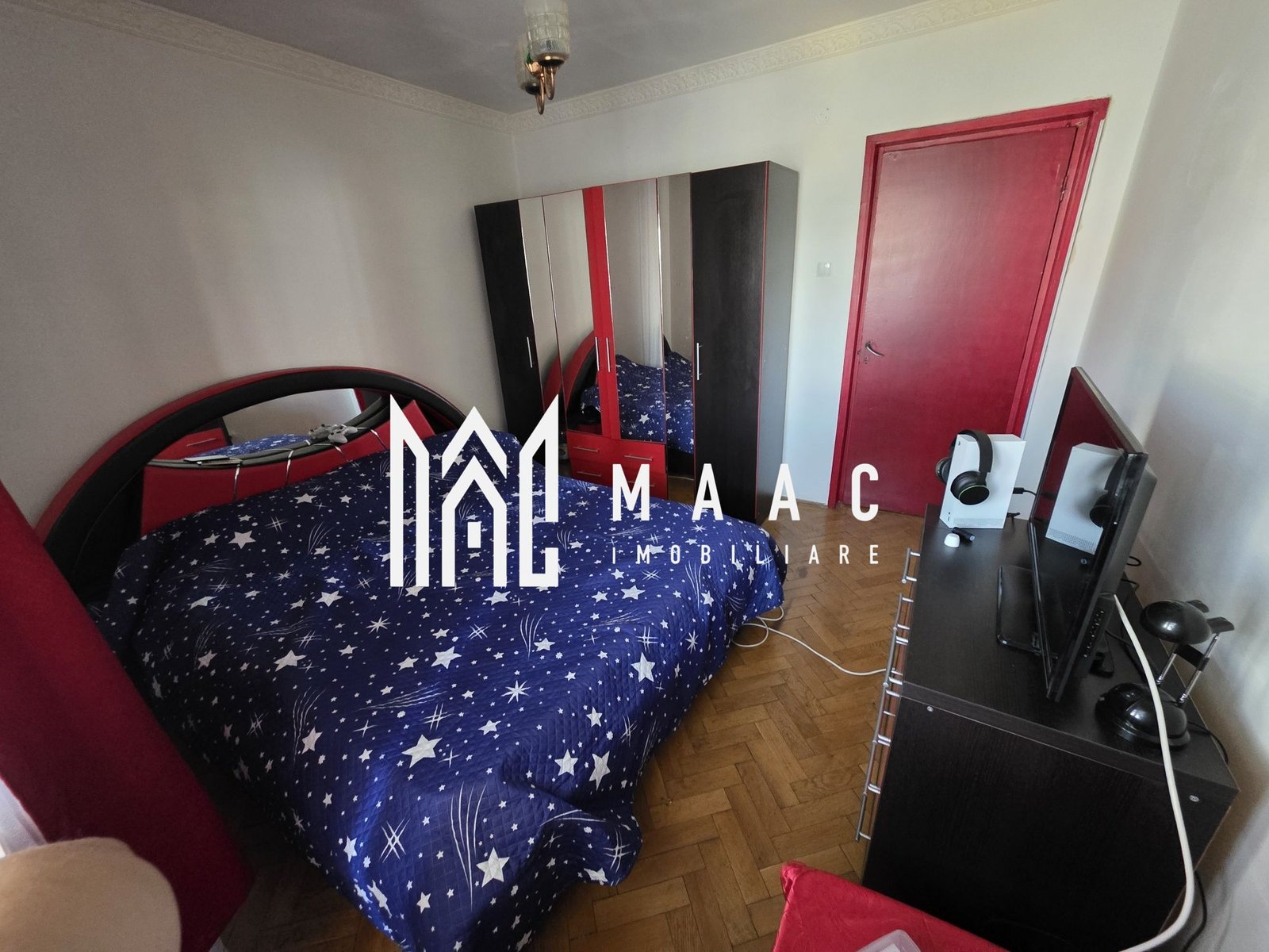 c328428bd25a4555b4a8d5abe999d103 Apartament 4 camere decomandat de vânzare | Călimănești, Central
