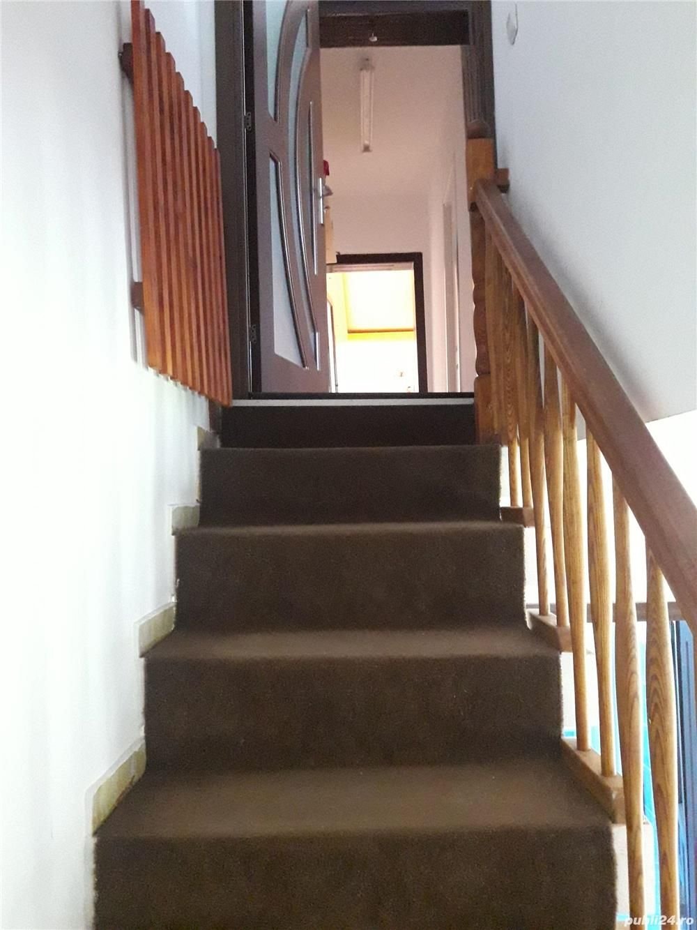 Casă 5 camere, curte și garaj în Complexul Studențesc din Timișoara