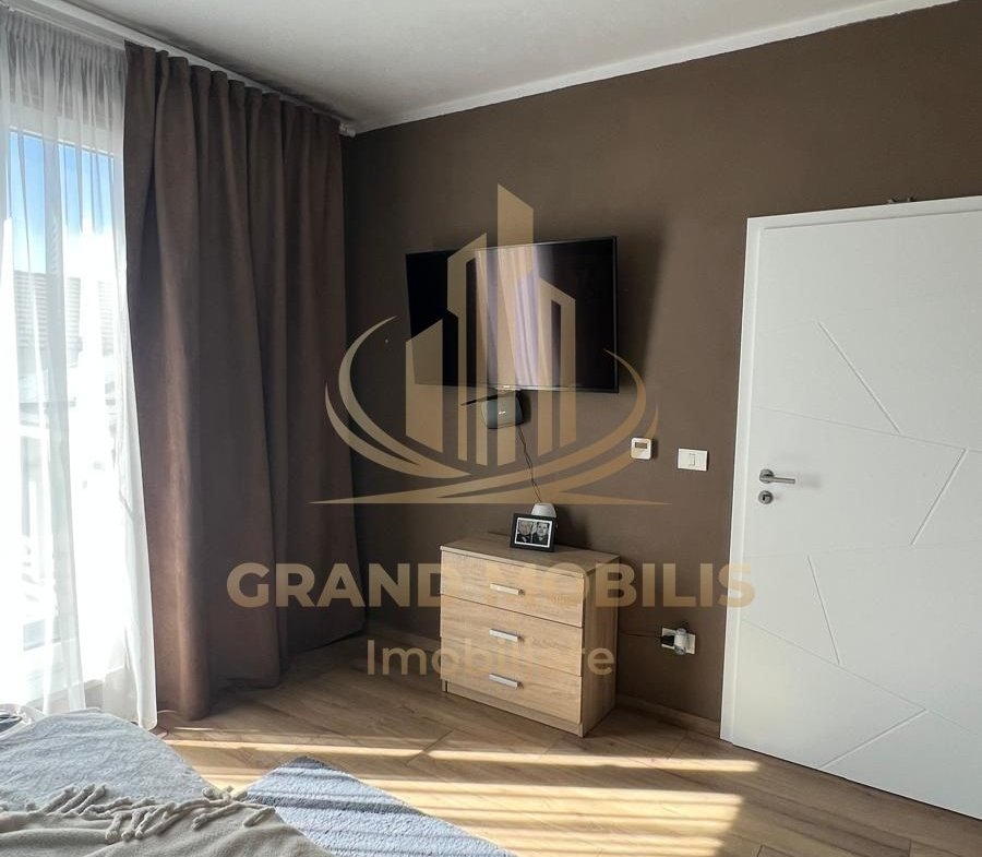 Casă individuală cuplată P+1, cu curte proprie, terasă și anexă